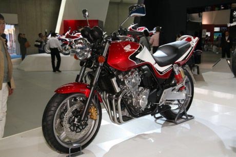 Honda CB400 SF