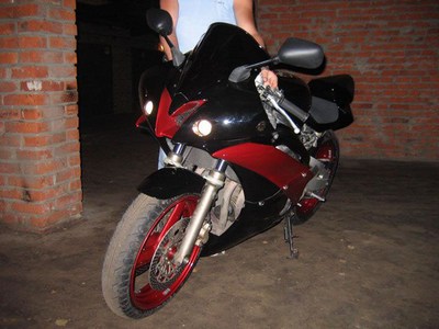 Honda CBR 400R