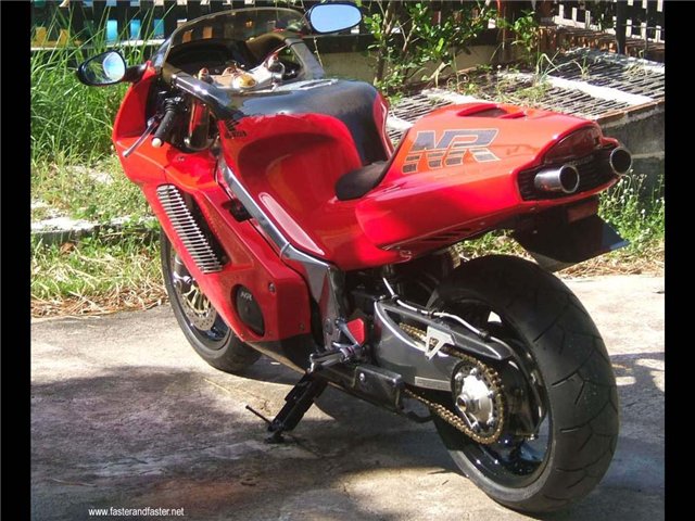 Honda VFR750/VFR750RK (RC-30)