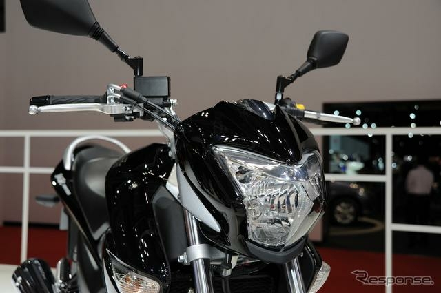 Suzuki GSX250-1200 Inazuma