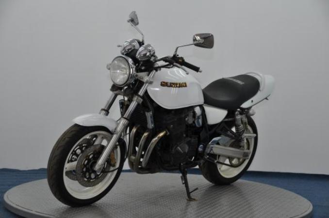 Suzuki GSX250-1200 Inazuma