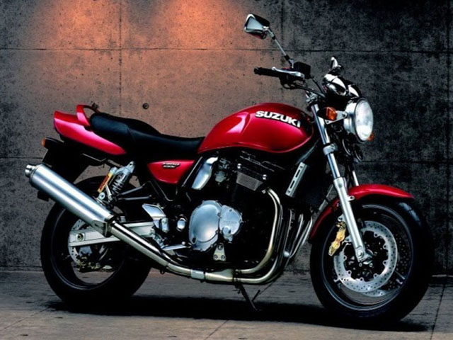 Suzuki GSX750