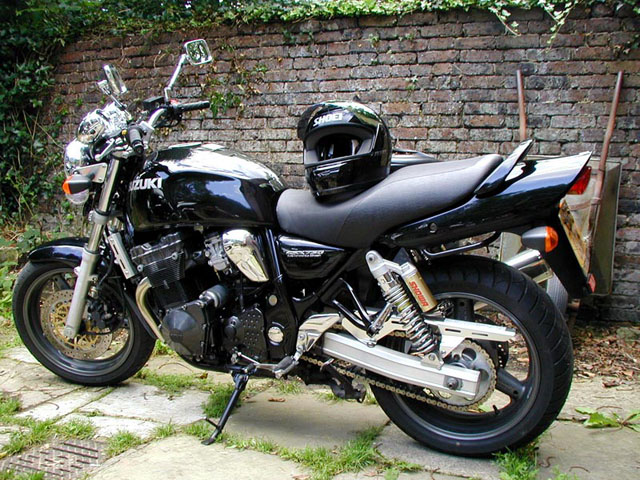 Suzuki GSX750