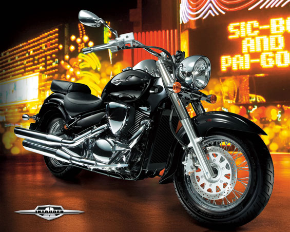 Suzuki Intruder 400 Boulevard