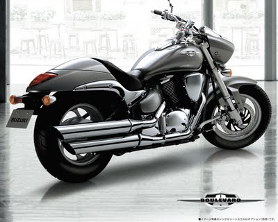 Suzuki Intruder 400 Boulevard