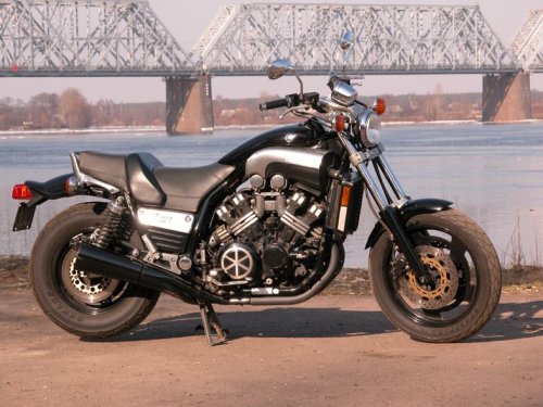 Мотоцикл Yamaha VMX 1200 V-max