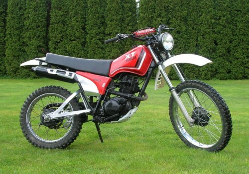 Мотоцикл Yamaha XT 250 Serow