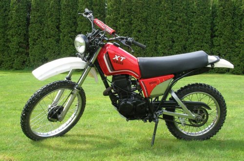 Мотоцикл Yamaha XT 250 Serow