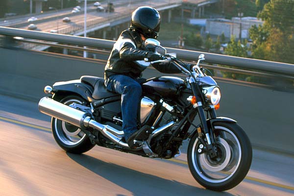 Мотоцикл Yamaha XV 1700 Road Star